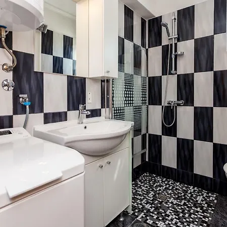 Blaza Apartman *