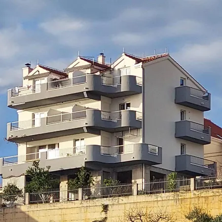 Blaza *